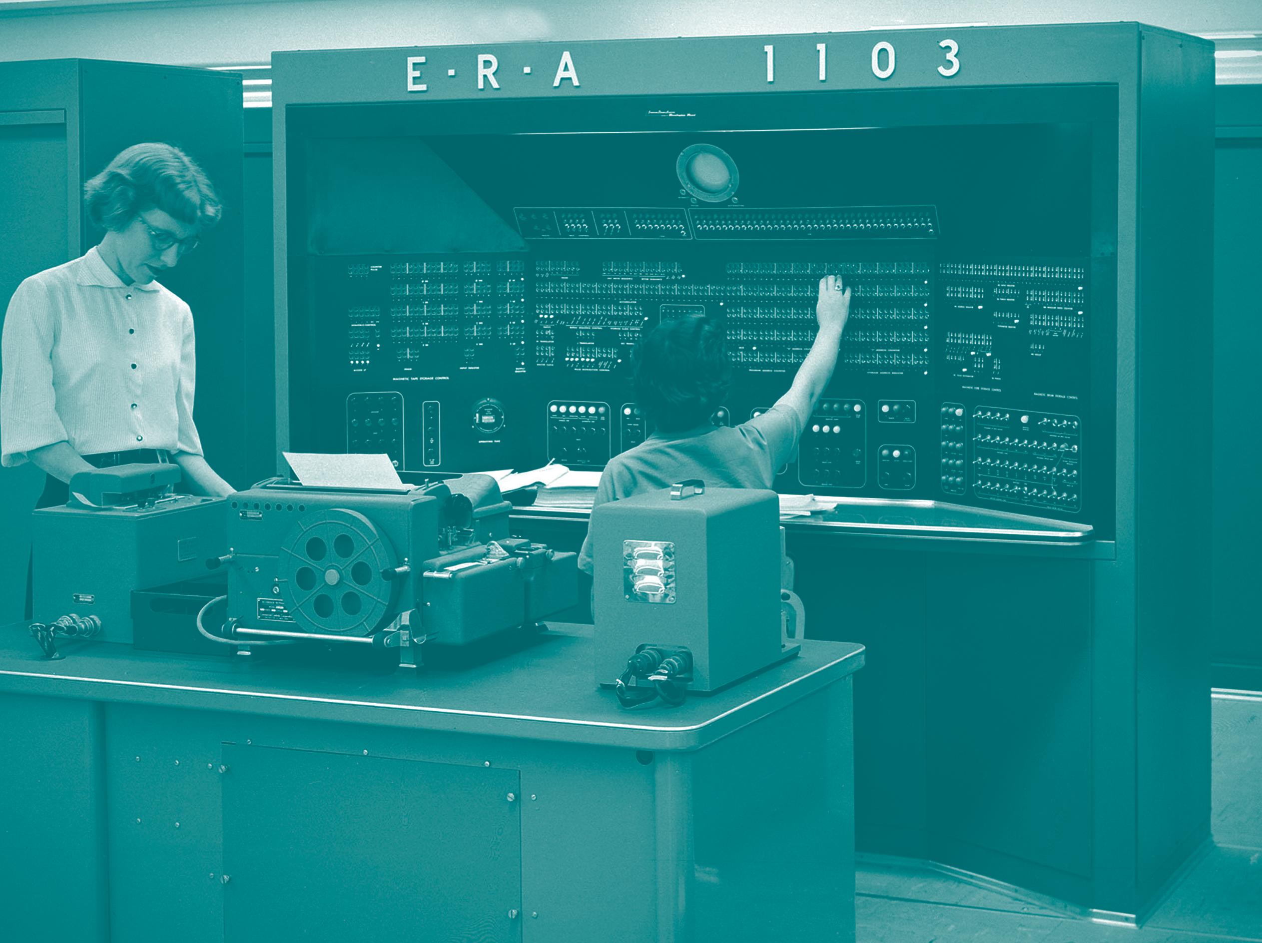 ../../../../_images/girls-coding.png